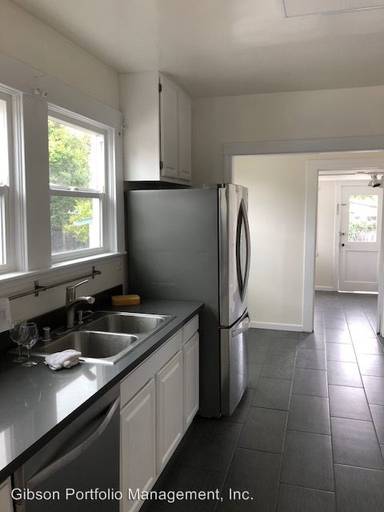 Main picture of 1248 Paloma Ave