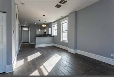 Main picture of 3111 W 25th St