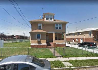 Main picture of 210 Pearl St