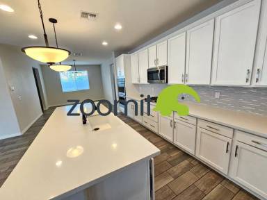 Main picture of 2212 W Betty Elyse Ln