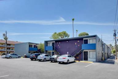 Main picture of KNC Square