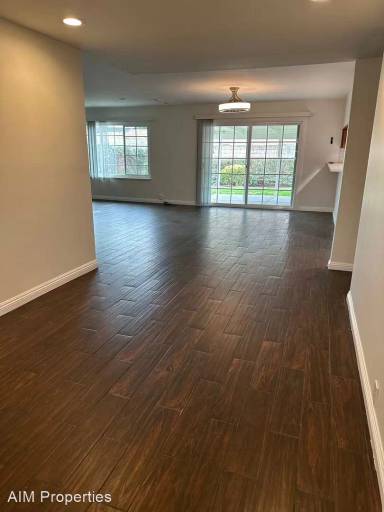 Main picture of 1542 E 19th St