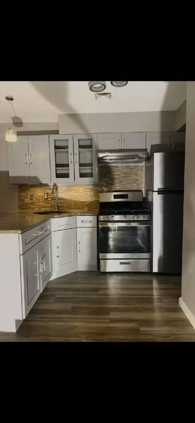 Main picture of 412 Beach 30th St