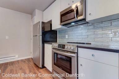 Main picture of 9919 4th Ave W