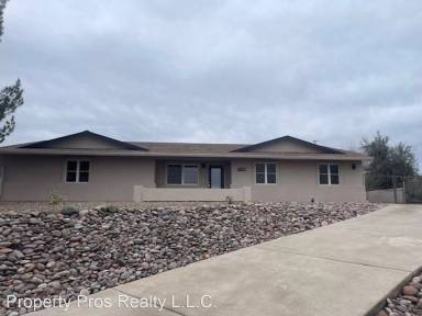 Main picture of 2290 S Roundup Trl