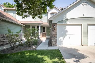 Main picture of 784 Gateway Cir