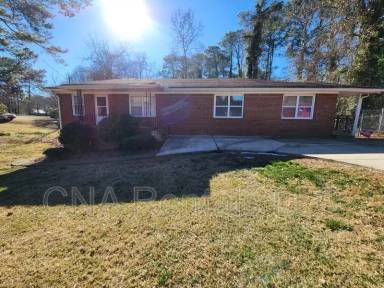Main picture of 106 Wallace Rd SE