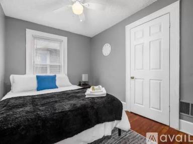 Main picture of 363 E Gates St