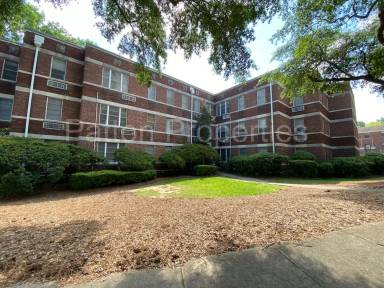 Main picture of 611 Waccamaw Ave