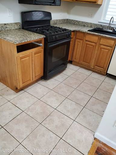 Main picture of 299 Ocean Ave