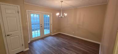 Main picture of 131 Northdale Pl