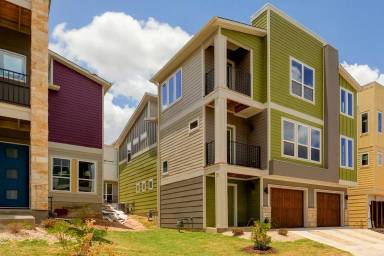 Main picture of 2005 Dinsdale Ln