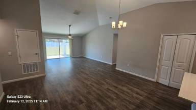 Main picture of 72 Felwood Ln