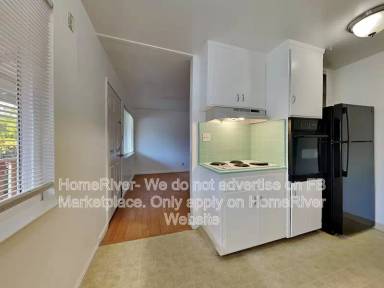 Main picture of 2957 Howe Ave