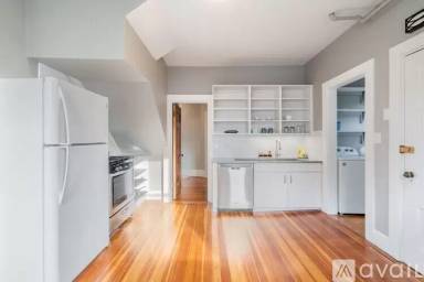 Main picture of 39 Melville Ave