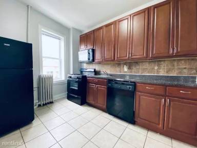 Main picture of 862 Pavonia Ave