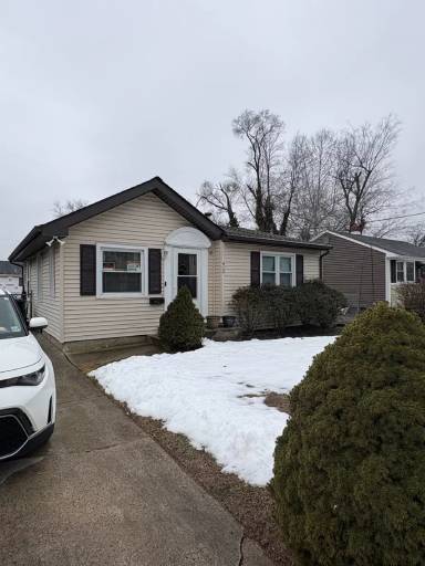 Main picture of 412 6th Ave
