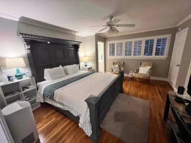 Main picture of 921 Brentwood Dr