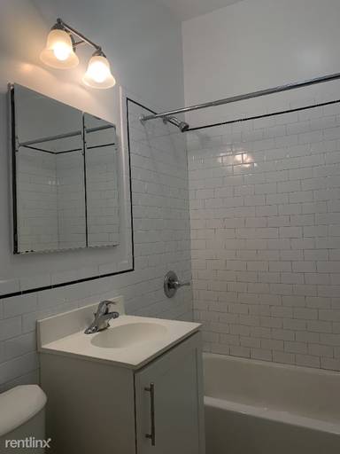 Main picture of 711 2nd Ave