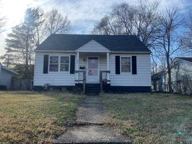 Main picture of 1005 N Busey Ave