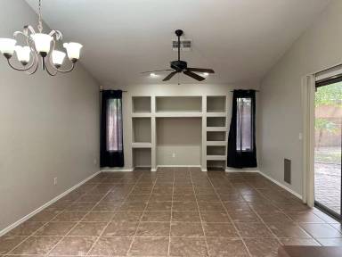 Main picture of 1653 E Wildhorse Pl