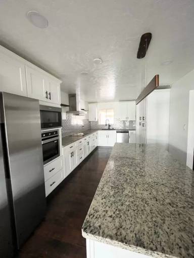 Main picture of 2091 N 220 E