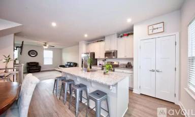 Main picture of 3016 Strasbaugh Dr