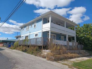 Main picture of 1015 S Buckeye St