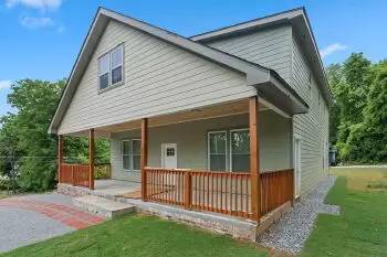 Main picture of 555 Paines Ave NW