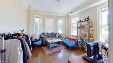 Main picture of 1 Buckley Ave