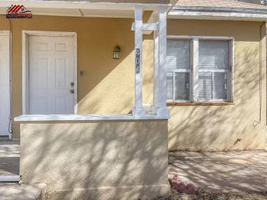 Main picture of 404 N Halagueno St