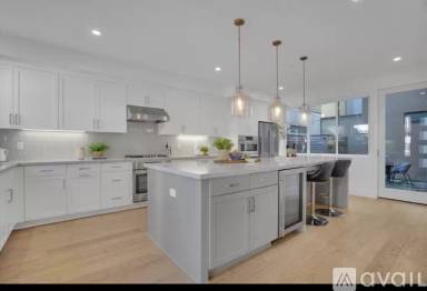 Main picture of 15107 Shore Dr