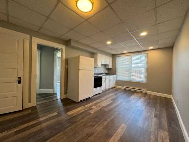 Main picture of 151 Main St