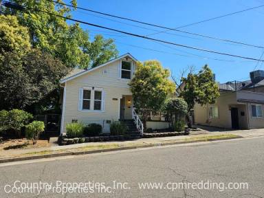 Main picture of 2067 Butte St