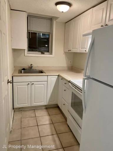 Main picture of 613 N Franklin Ave