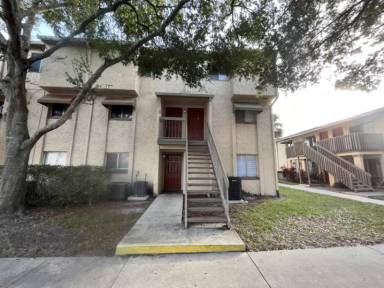 Main picture of 4153 S Semoran Blvd