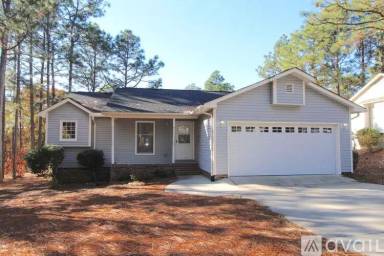 Main picture of 430 Sandhills Cir