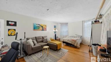 Main picture of 1069-1689 Beacon St Apartments