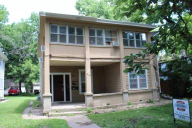 Main picture of 814 Leavenworth 1,2,3,4