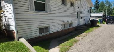 Main picture of 115 W Grant St