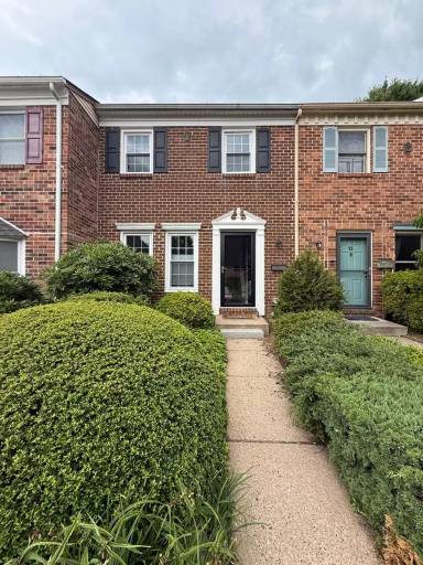 Main picture of 97 Providence Ave
