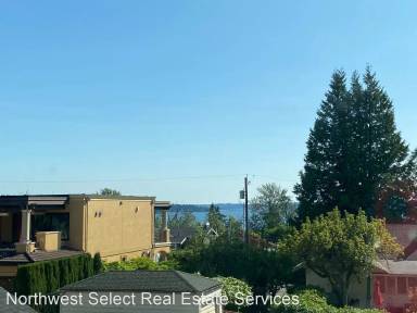 Main picture of 237 7th Ave W