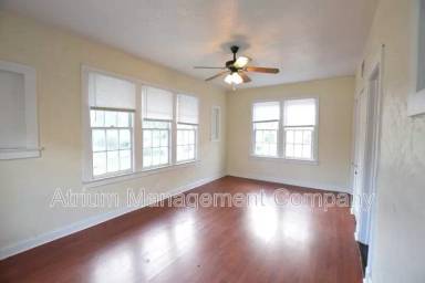 Main picture of 404 E 14th St