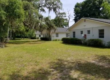 Main picture of 5649 Merrill Rd