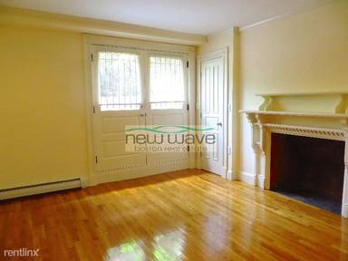 Main picture of 195 Commonwealth Ave