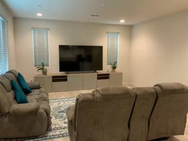 Main picture of 2816 Autry Ln