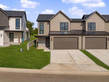 Main picture of 9579 Jupiter Street - 1