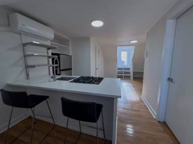 Main picture of 1010 Pine St