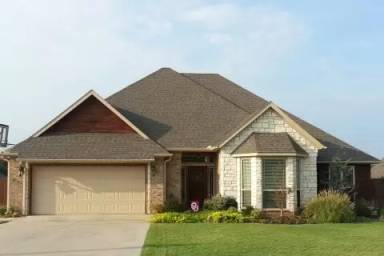 Main picture of 820 Cypress Dr