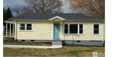 Main picture of 115 Waverly St